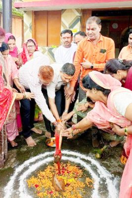विकास कार्य के लिए 22 लाख मंजूर, भूमिपूजन भी