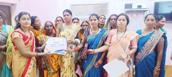 1690 लखपति दीदीयों का सम्मान