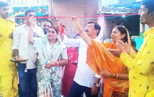 नपं अध्यक्ष ने किया सामुदायिक भवन का लोकार्पण