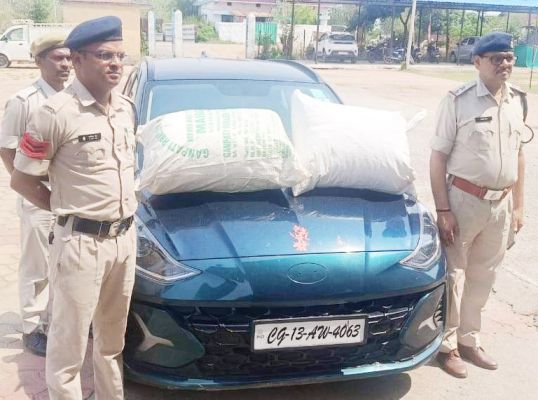 ठेले में गुपचुप के नाम पर नशीली दवा बेचते आरोपी रंगे हाथ पकड़ाया