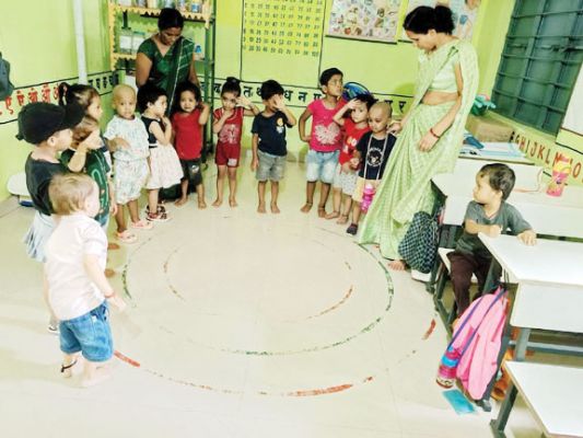 आंगनबाड़ी केंद्रों को प्ले स्कूल के रूप में विकसित करने का चल रहा है प्रयास