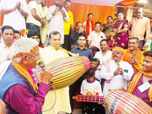 ऐतिहासिक राम सप्ताह शोभायात्रा में शामिल हुए बृजमोहन-शिवरतन