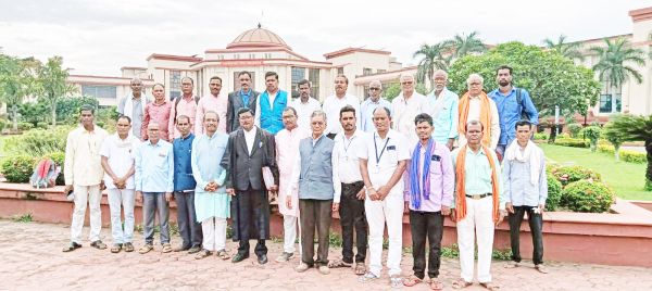 बजट के अनुरूप मानदेय दिए जाने हाईकोर्ट में याचिका दायर