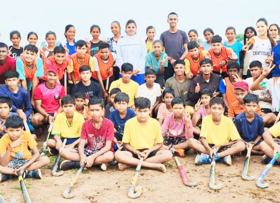 मेजर ध्यानचंद की गौरवपूर्ण स्मृति को किया याद 