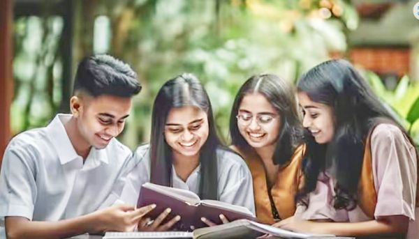 नक्सल प्रभावित जिलों के विद्यार्थियों को शिक्षा के लिए मिलेगा ब्याज मुक्त ऋण