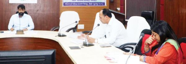 अंदरूनी क्षेत्रों के बच्चों की स्वास्थ्य जांच पर दें विशेष ध्यान-कलेक्टर