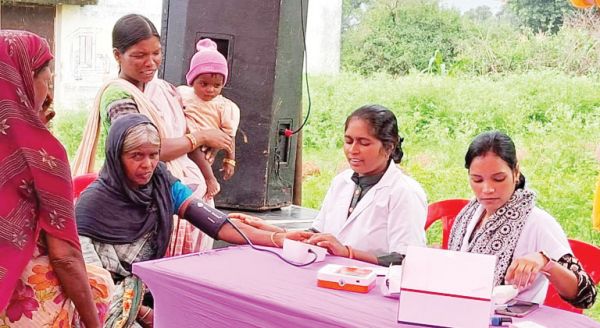 पीवीटीजी गांवों तक पहुंच रही मूलभूत सुविधाएं