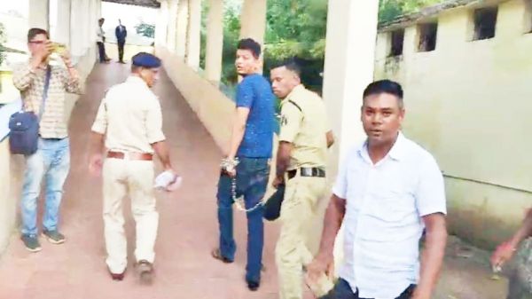 सेक्स रैकेट: 12 तक न्यायिक हिरासत में प्रधान आरक्षक