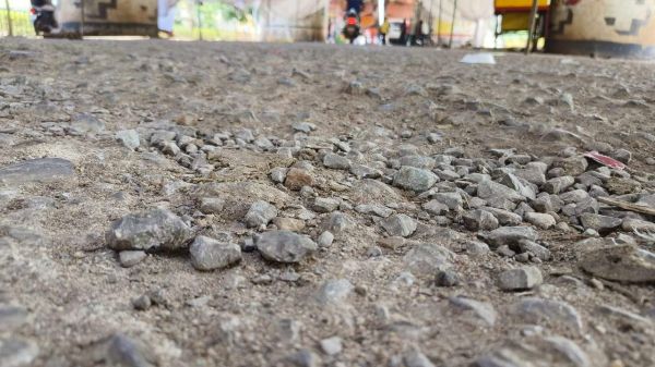 स्थल सजावटों तक पहुंचने बदहाल रास्तों से होगा गुजरना