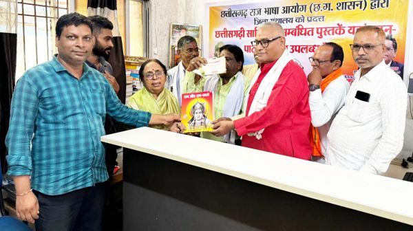 समन्वयवादिता के प्रतीक है तुलसीदास - तिवारी
