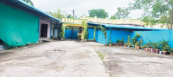 गांव से विधायक की माया नहीं छूट रही, पूर्व विधायक को बंगला मोह ने जकड़ा