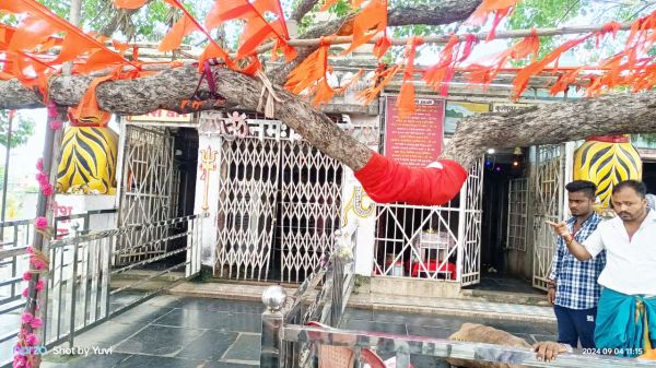 कुलेश्वर महादेव मंदिर  की दानपेटी चोरी