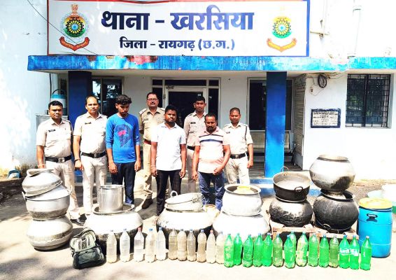 अलग-अलग जगह छापा, 3 गिरफ्तार 
