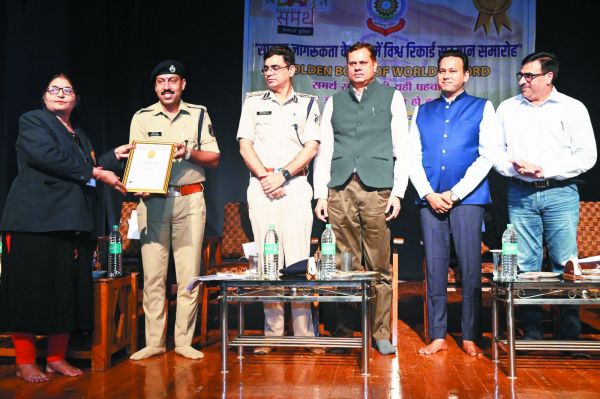 8 जगहों पर साइबर जागरूकता कार्यक्रम