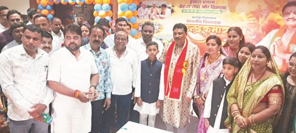 विधायक के जन्मदिवस पर बधाई देने तांता