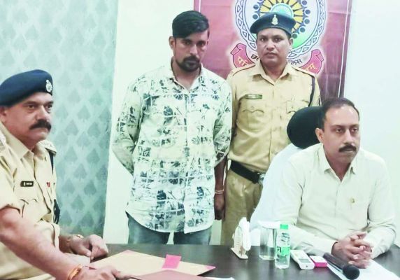 लोन सेटलमेंट के नाम पर धोखाधड़ी, आरोपी गिरफ्तार