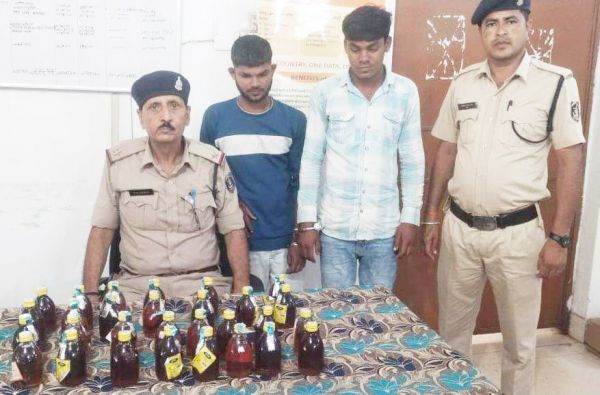 2 शराब कोचिए पकड़ाए