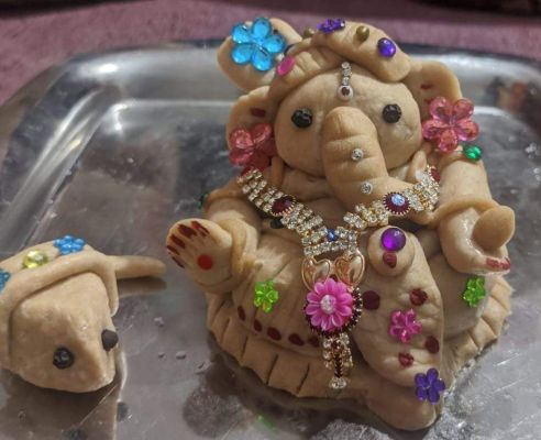 15 बरस से इको फ्रेंडली गणेश मूर्ति की स्थापना