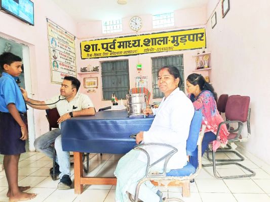 स्वास्थ्य-पीएचई के संयुक्त प्रयास से  की जा रही फ्लोरोसिस की रोकथाम