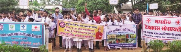जल शक्ति अभियान रैली निकाली