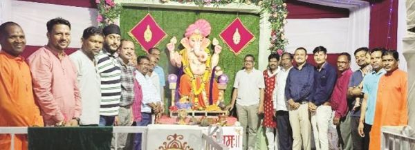 लोनिवि कार्यालय में श्रीगणेश स्थापना