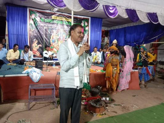 रामधुनी स्पर्धा में शामिल हुए पूर्व सांसद 
