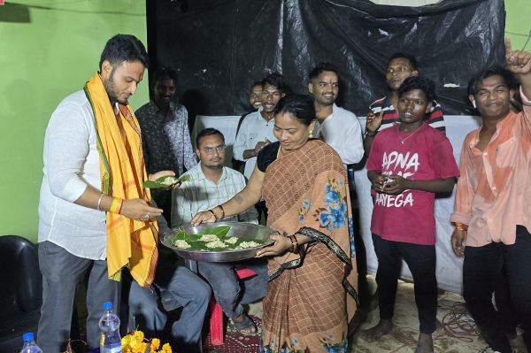 धूमधाम से मना नुवाखाई पर्व