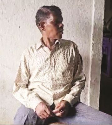देखें VIDEO :  शराब पीकर स्कूल पहुंचा शिक्षक, निलंबित