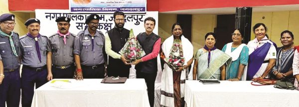 शिक्षकों ने किया देश में बस्तर को गौरवान्वित - सफीरा