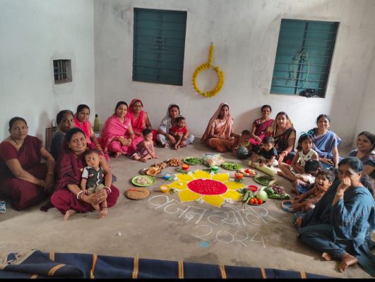 आंगनबाड़ी में वजन त्यौहार