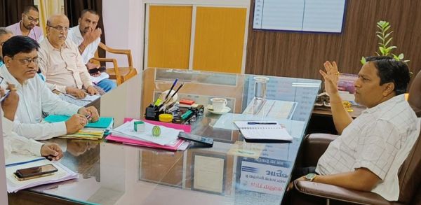 गणेश प्रतिमाओं के विसर्जन के लिए नदी पर निगम अफसर-कर्मचारी रहेंगे तैनात