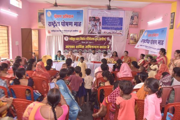 जिला स्तरीय मिशन वात्सल्य कार्यशाला 