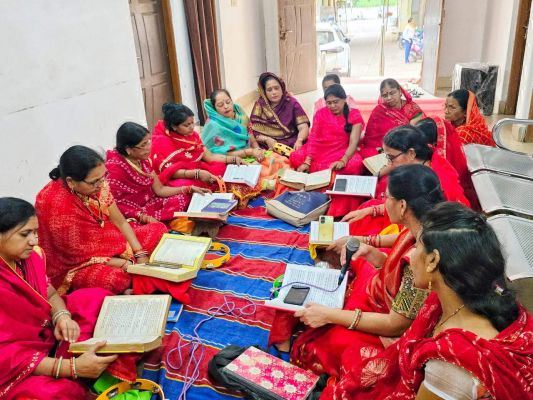 गणेश की विशेष पूजा अर्चना और रामायण पाठ