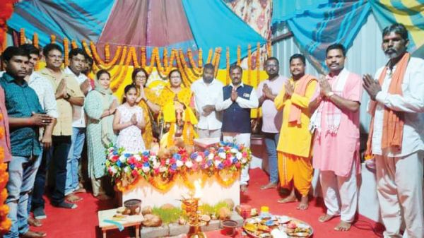 विभिन्न संगठनों ने गणपति धाम में मंदिर निर्माण के लिए दिया सहयोग, भक्तों का तांता