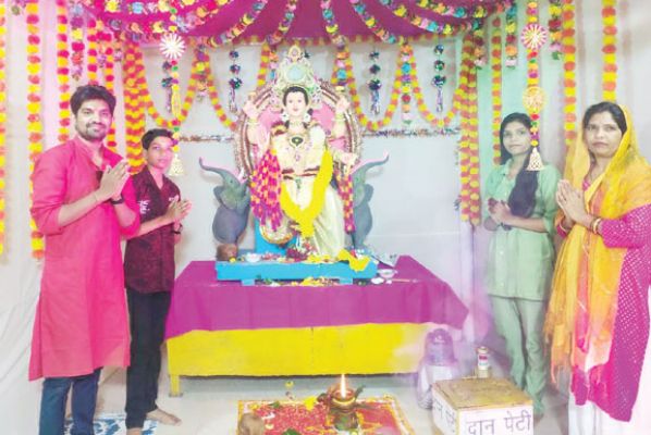 बचेली में विश्वकर्मा जयंती पर खदान क्षेत्रों में प्रतिबंध से पर्यटकों में नाराजगी