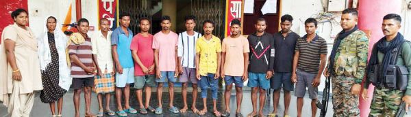 महिला सहित 17 आरोपी गिरफ्तार