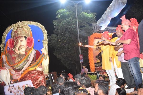  गणेश विसर्जन की भव्य झांकियों व रंगारंग सांस्कृतिक कार्यक्रमों ने समा बांधा