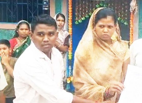 न्याय नहीं मिलते देख पीडि़ता ने उपमुख्यमंत्री शर्मा से की शिकायत 