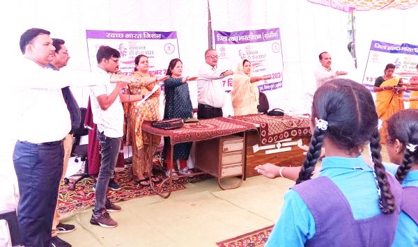 पंचायतों में विभिन्न स्वच्छता गतिविधियों का आयोजन