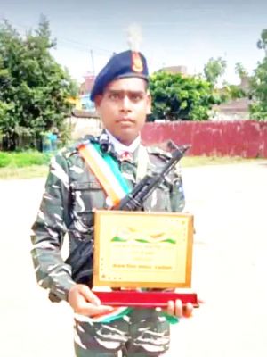 पुलवामा में पदस्थ सीआरपीएफ जवान ने की खुदकुशी