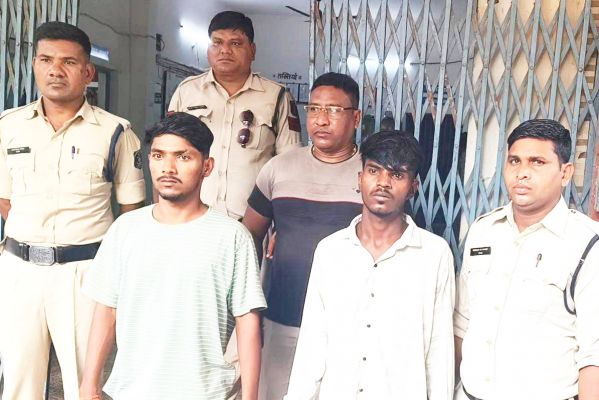 हत्या के लिए उकसाने वाले एक नाबालिग समेत 3 गिरफ्तार