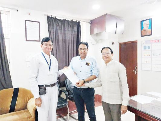 जिला अस्पताल में नई नियुक्ति के लिए ज्ञापन