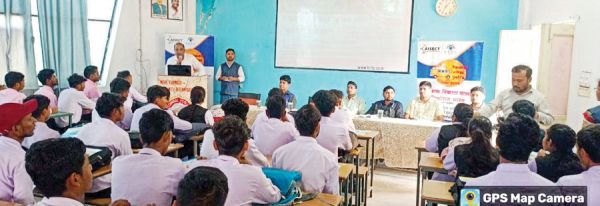 आईसेक्ट कौशल विकास यात्रा का अंबिकापुर में स्वागत