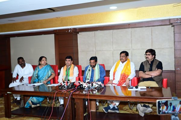राहुल गांधी दोमुंहे है संविधान हाथ में लेकर आरक्षण खत्म करने की बात करते है-कौशल