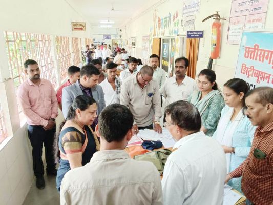 नेशनल लोक अदालत में साढ़े 42 हजार लंबित मामलों का निराकरण, पौने 6 करोड़ का अवार्ड पारित    