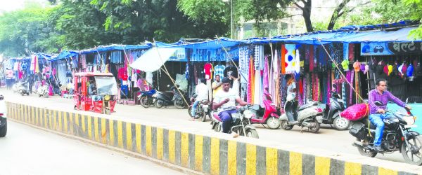 कांग्रेस का छग बंद, दुर्ग में बेअसर