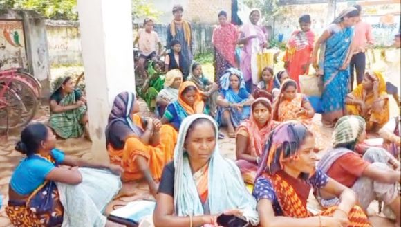 सोनतराई में आधे से अधिक हितग्राहियों को नहीं मिल रहा राशन