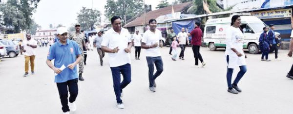 स्वच्छता मैराथन: युवाओं सहित नागरिकों ने लिया उत्साहपूर्वक हिस्सा