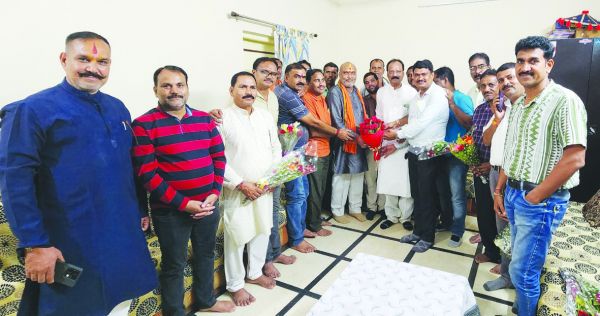 चंद्राकर समाज के प्रतिनिधियों ने ललित चंद्राकर को दी बधाई