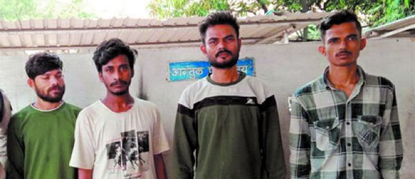  शराब पीने पैसे न देने पर मारपीट  करने वाले 4 युवक जेल पहुंचे 